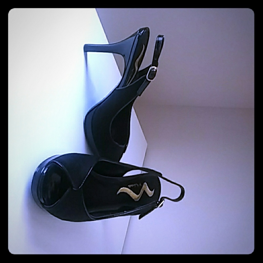 Nina shoes size 8 m black